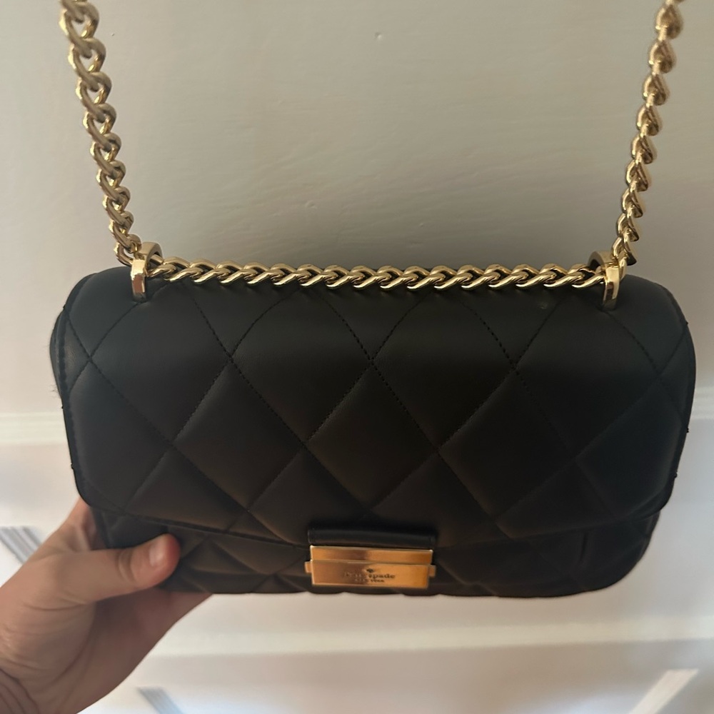 Kate Spade Quilted Black Shoulder Bag with Gold Chain - Picture 6 of 16